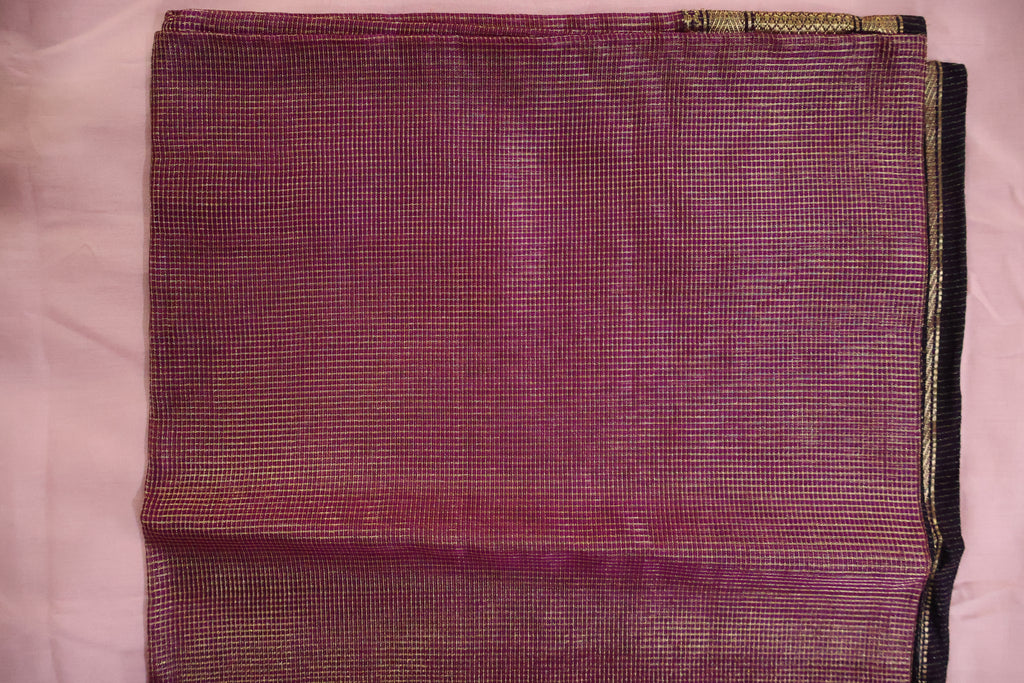 Maheshwari Handloom Saree with Flower Buti Pallu & Golden Thread | Elegant Silk-Cotton Weave