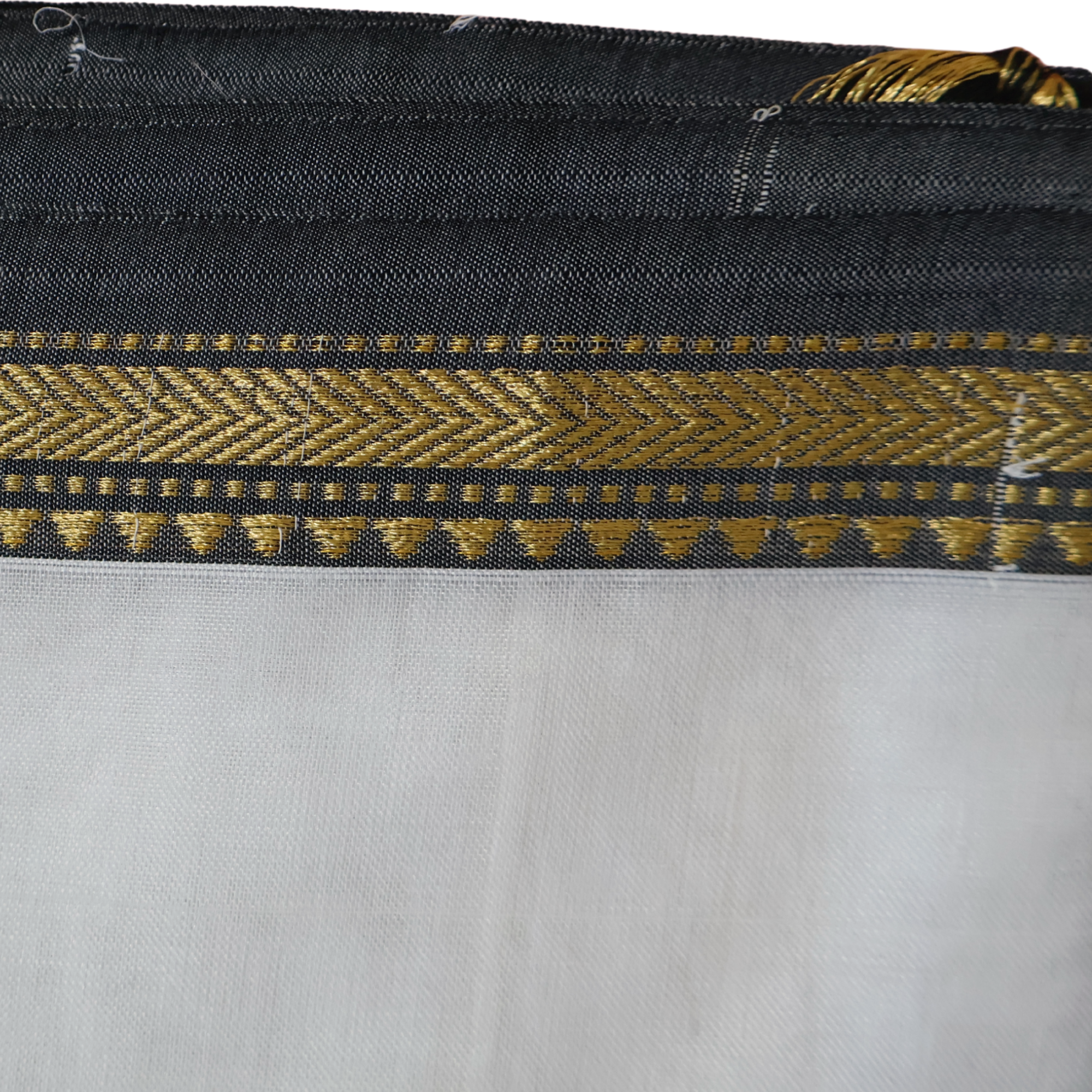 Off-White Handloom Narayanpet Cotton Saree with Black & Gold Temple Border | Classic South Indian Cotton Saree