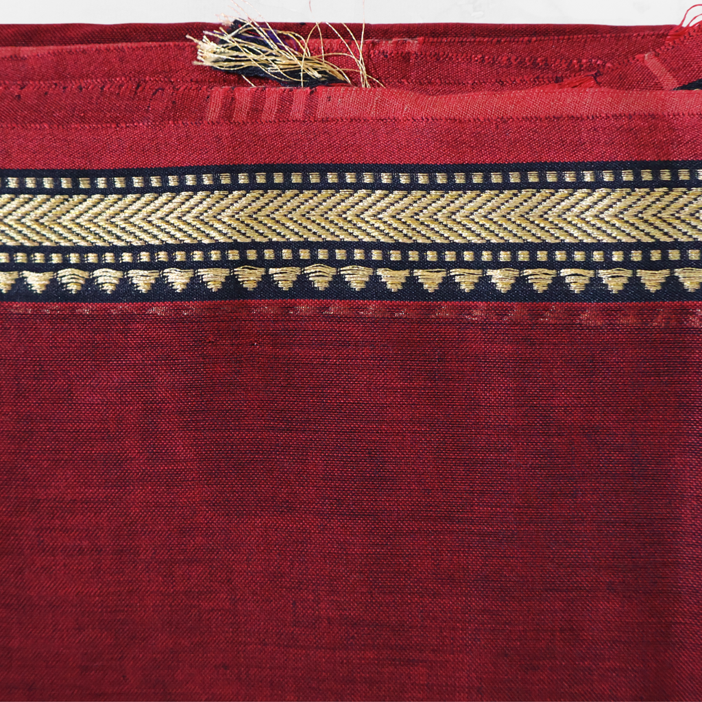 Deep Red Handloom Narayanpet Cotton Saree with Black & Gold Temple Border | Lightweight Traditional Saree