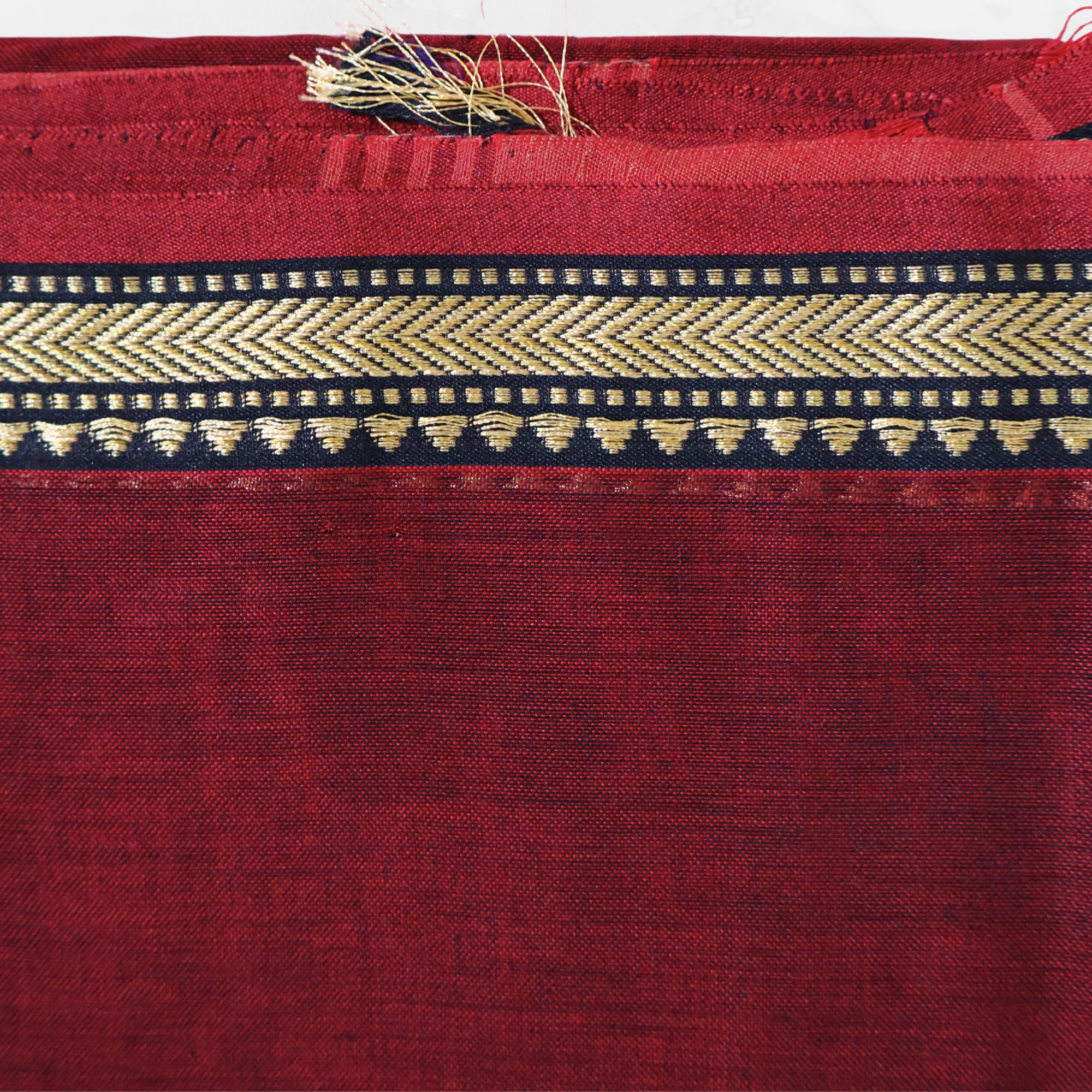 Deep Red Handloom Narayanpet Cotton Saree with Black & Gold Temple Border | Lightweight Traditional Saree