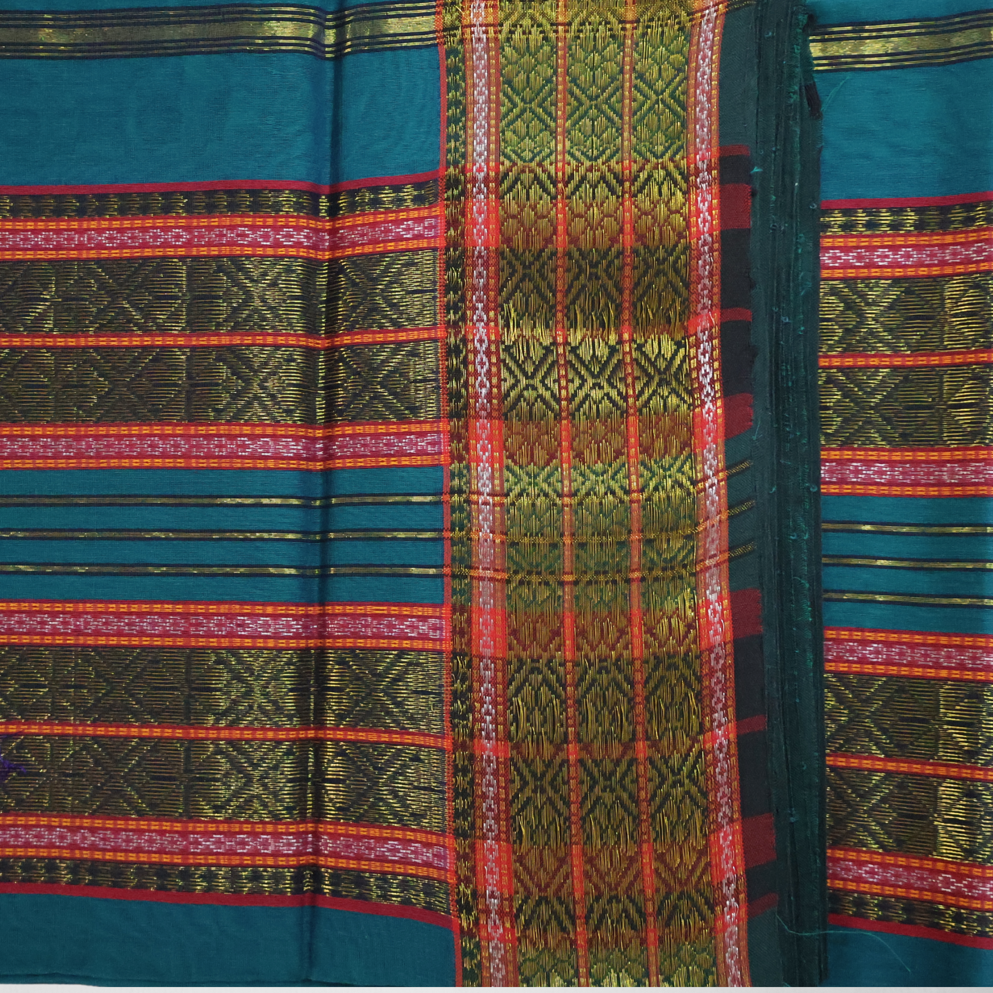Light Royal Blue Induri Cotton Saree with Traditional Rui-Phool Border | Lightweight Handloom Drape