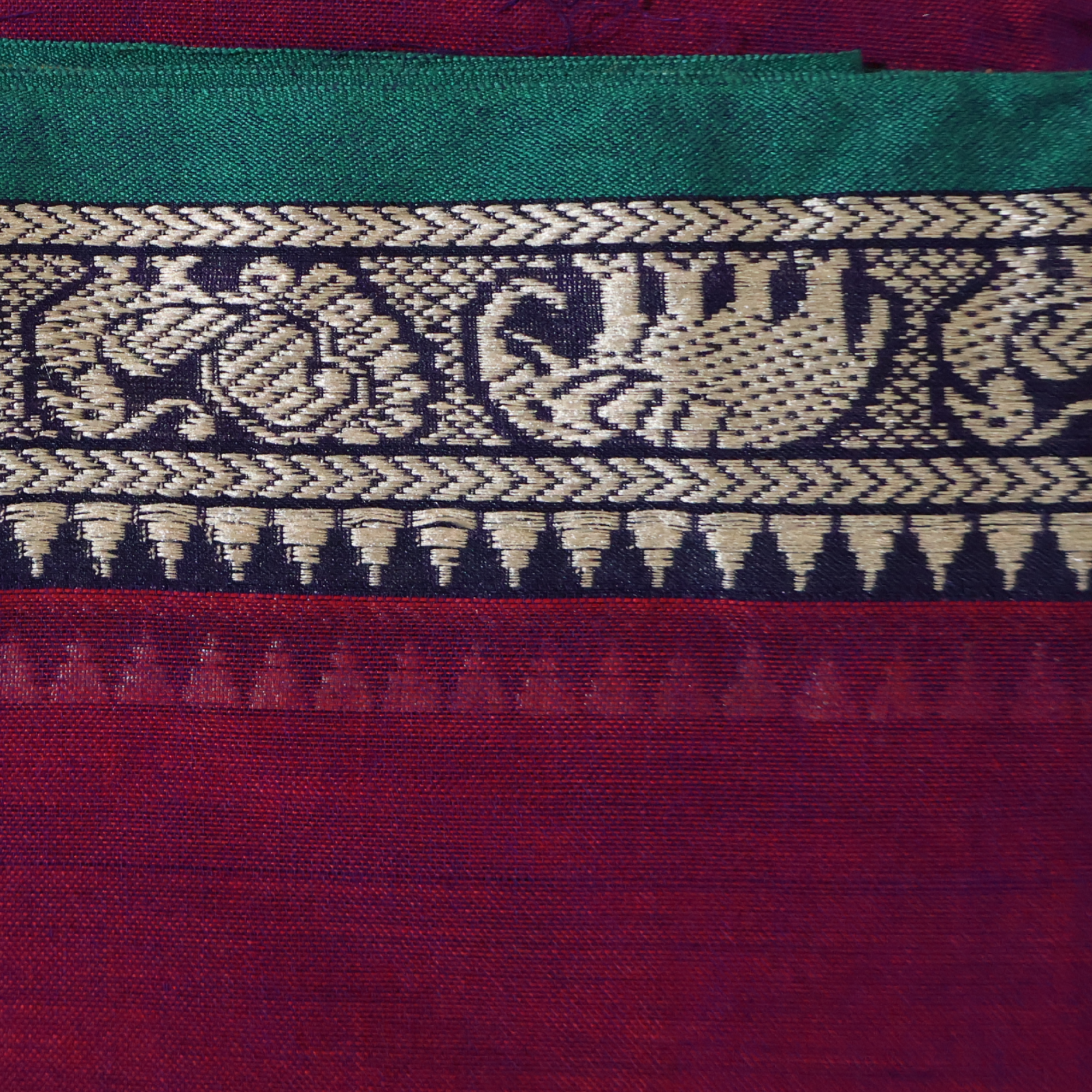 Maroon Narayanpet Cotton Saree with Traditional Peacock Motif Border | Handloom Cotton Saree