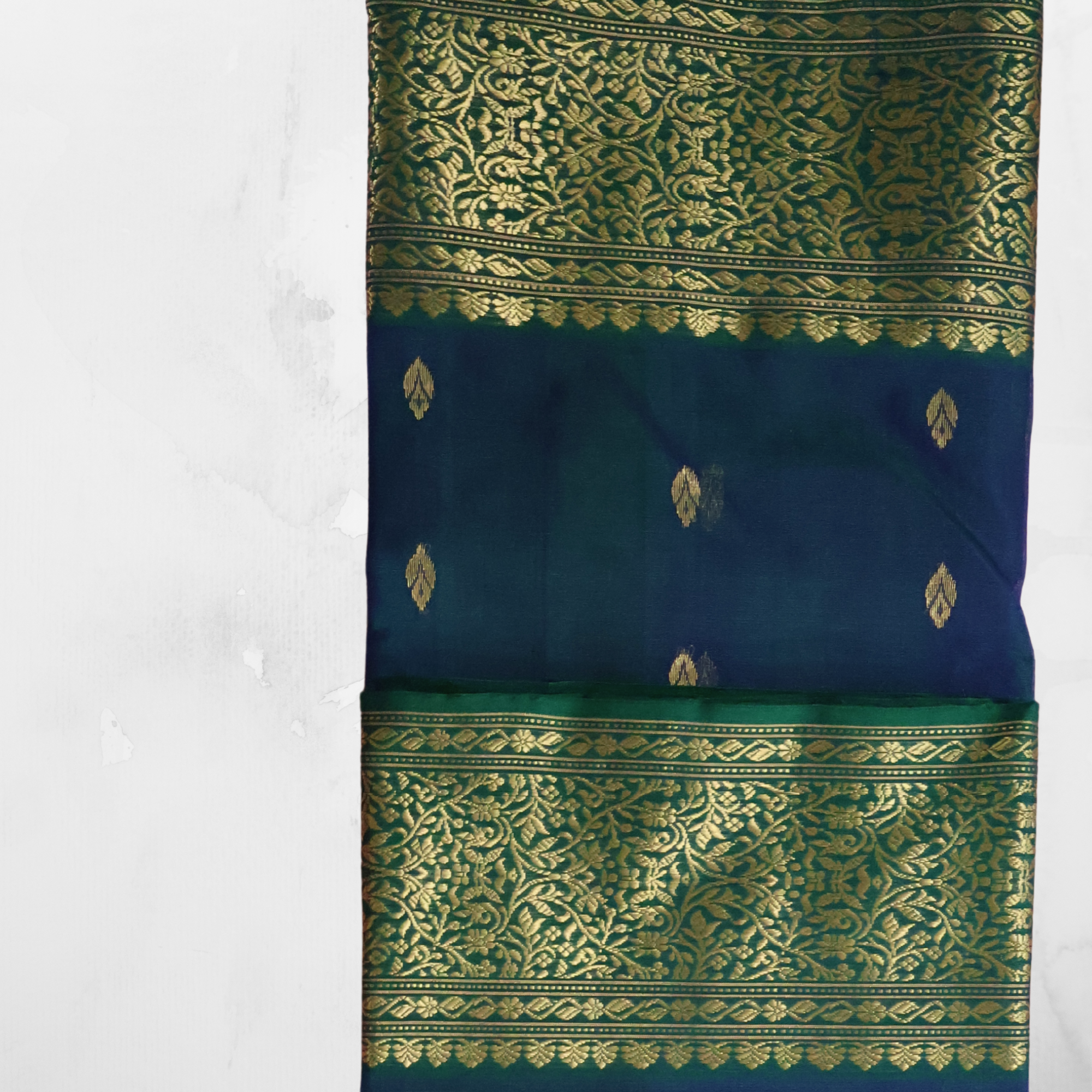 Dual-Tone Blue & Green Katan Silk Chanderi Saree with Rich Gold Jaal Zari Border
