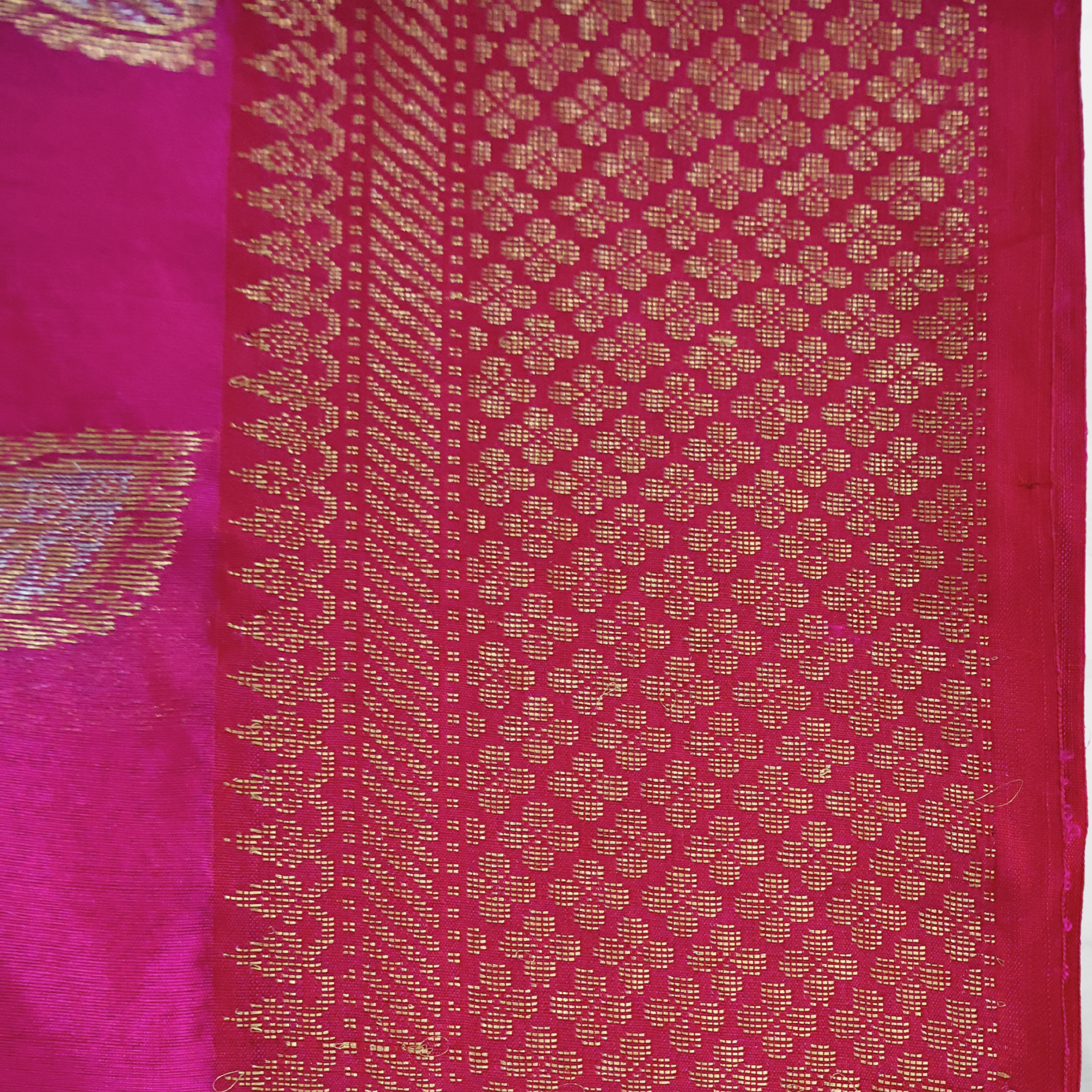 Rani Pink Silk Saree with Golden Zari Nakshi Jacquard Border & Silver-Gold Floral Jaal Pallu