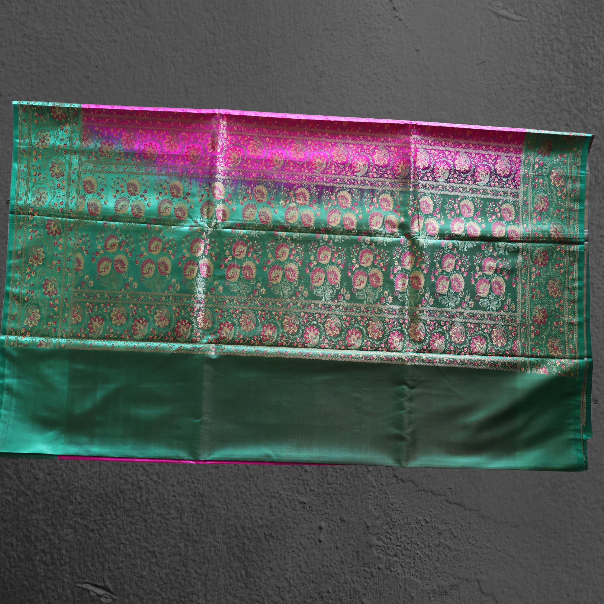 Rani Pink and Emerald Green Banarasi Mashru Silk Saree with Jamawar Motifs