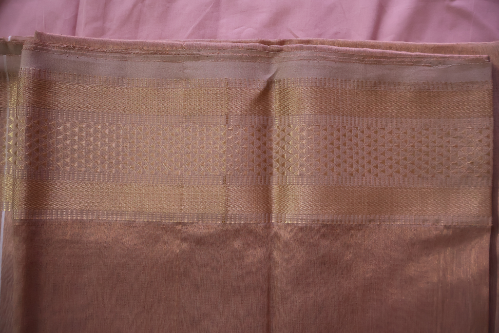 Pastel Gold Tissue Saree in Maheshwari Weave | Lightweight Handloom Elegance