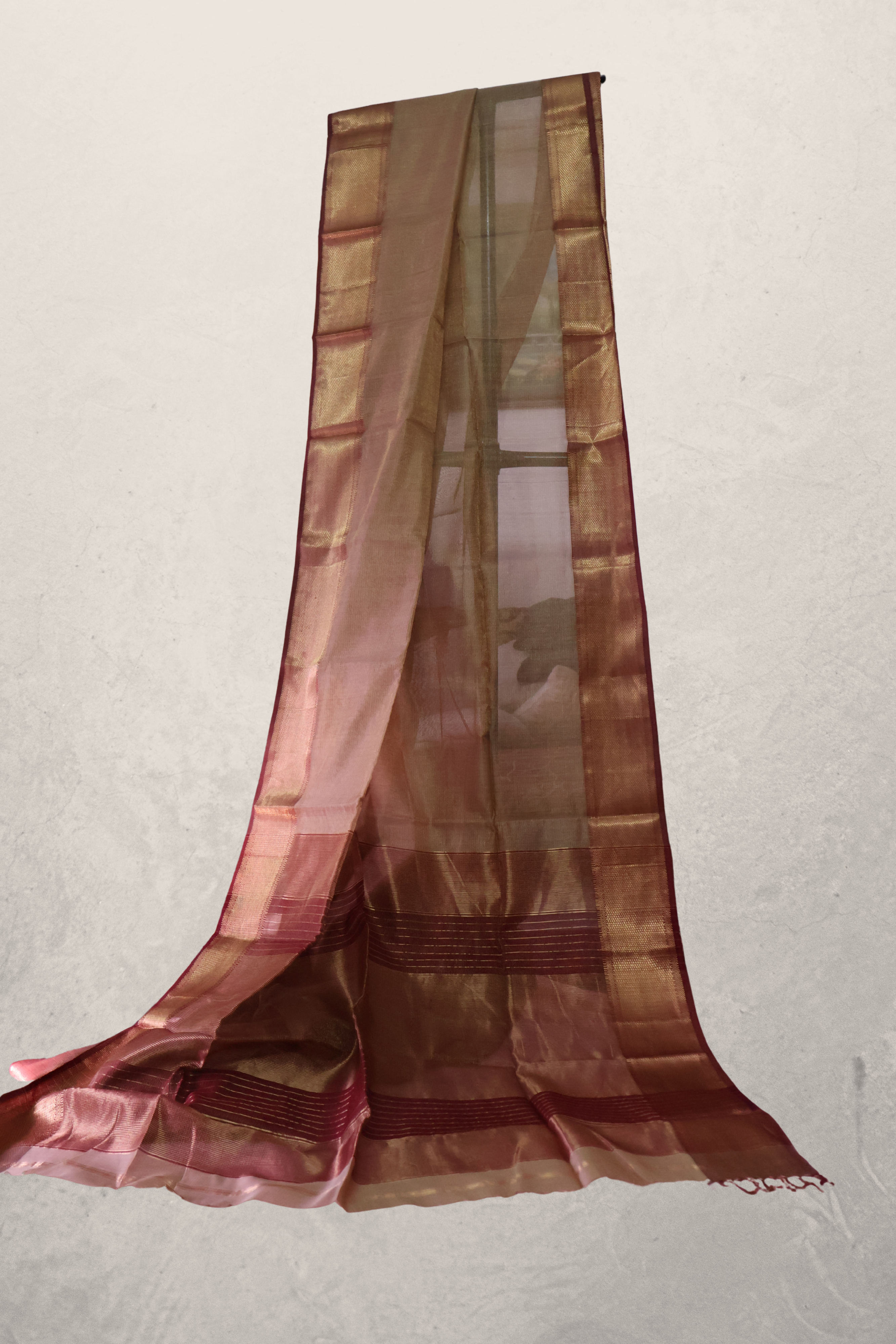Wine Maroon Maheshwari Silk Cotton Saree with Antique Gold Zari Border and Woven Pallu
